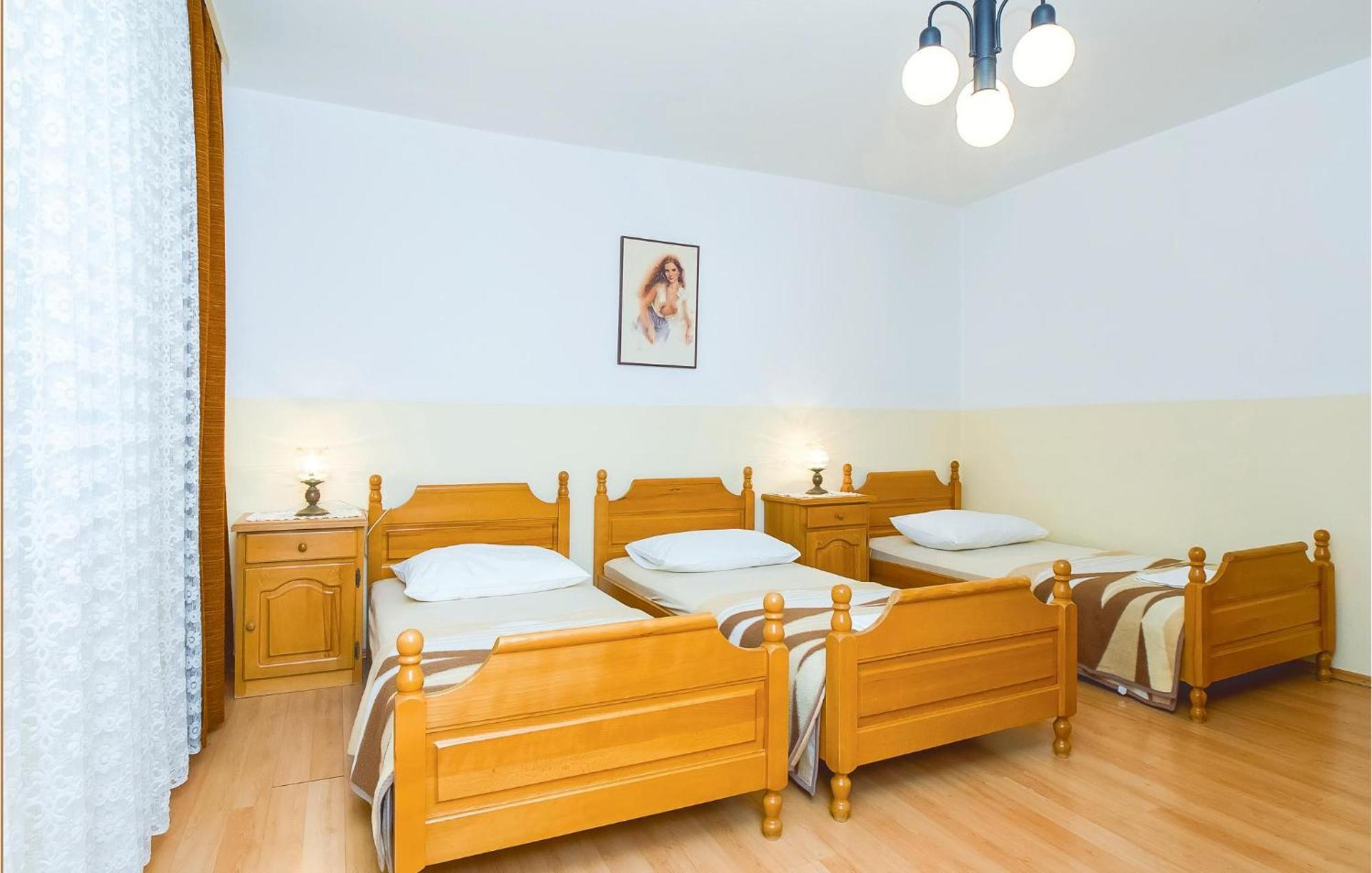 Beautiful Apartment In Omis With Wifi Extérieur photo