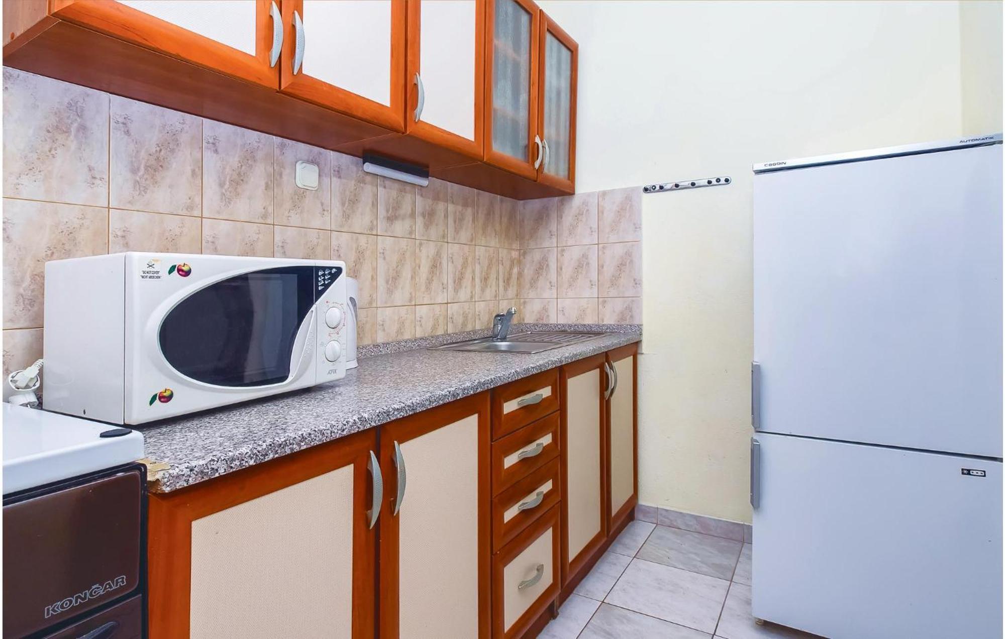 Beautiful Apartment In Omis With Wifi Extérieur photo